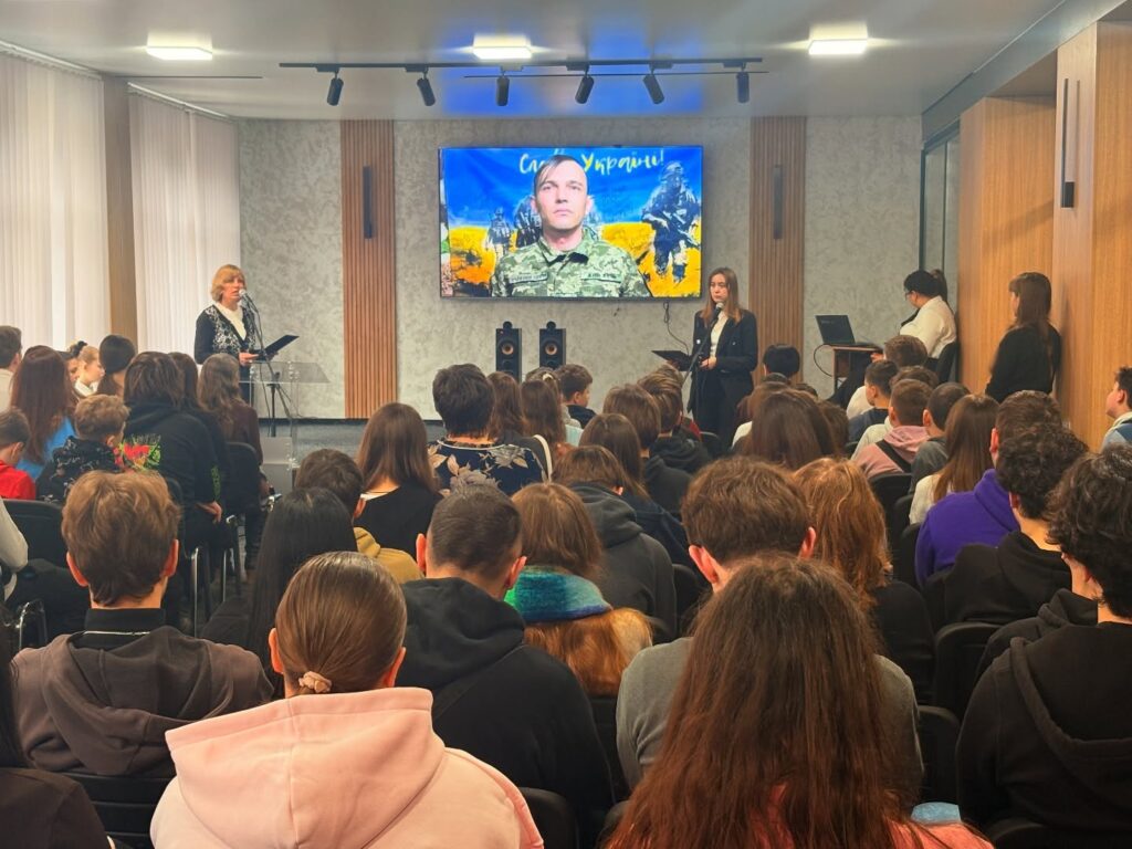 24 лютого — дата, що назавжди закріпилась в нашій пам’яті болем і вдячністю нашим захисникам.