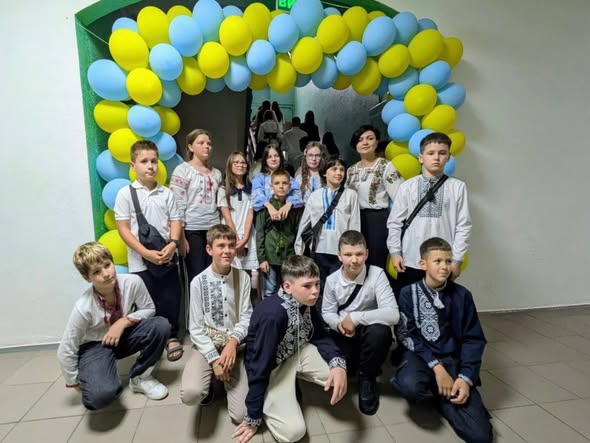 Вітаємо з Днем знань!