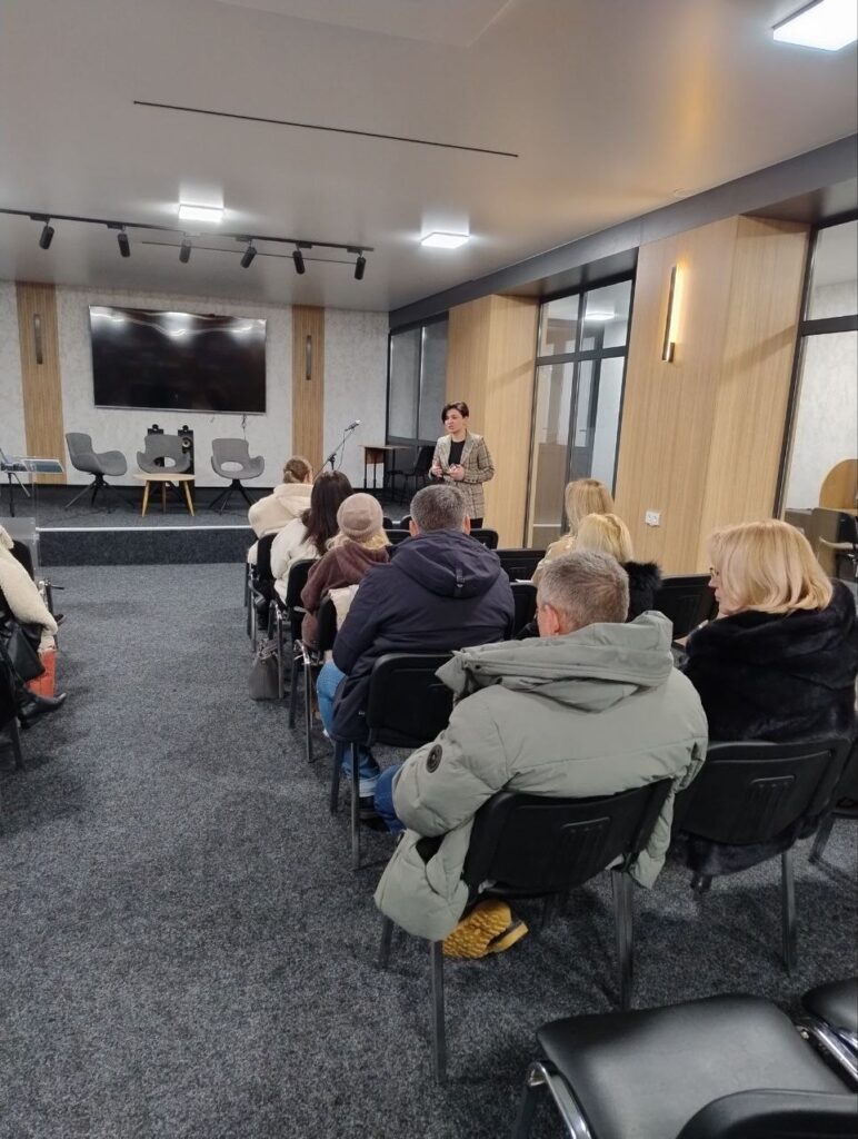 Ефективна комунікація між школою та батьками- це не формальність, а фундамент успіху учня.